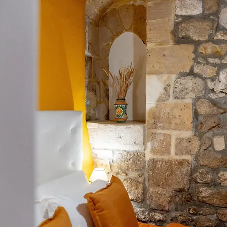 Guest house Elsa D'ortigia - I Tre Archi 3*