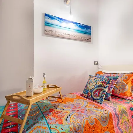 Elsa D'ortigia - I Tre Archi Guest house Syracuse